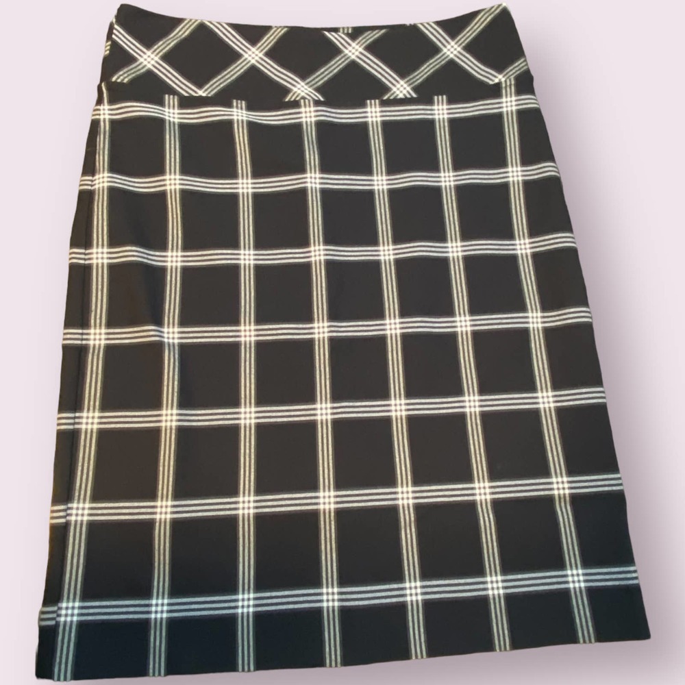 Margaret‎ M Boutique Black & White Plaid Knee-Length Pencil Skirt